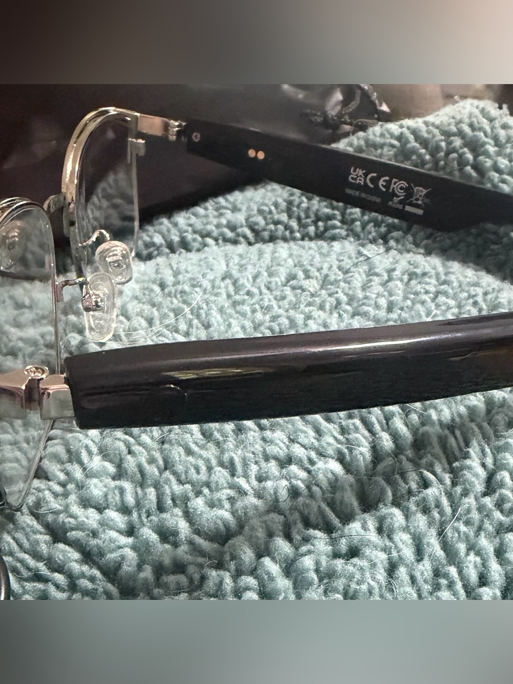 Glasses with Wireless Headset - Picture 5 of 7
